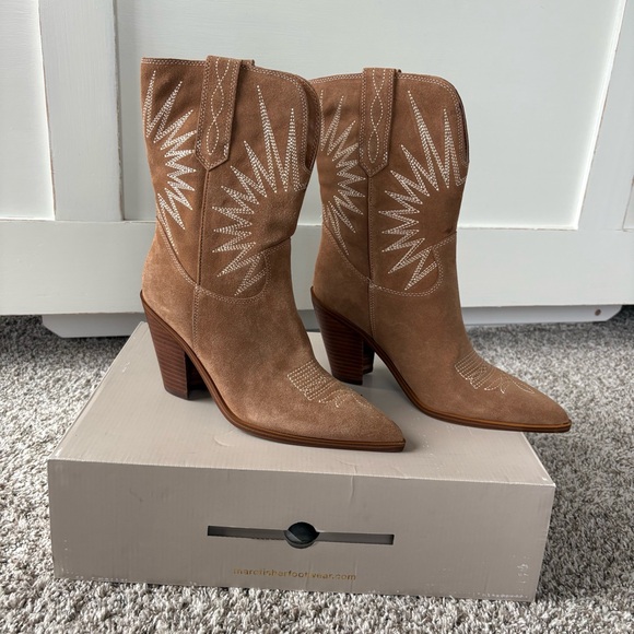 Marc Fisher Women's Rogers Western Cowgirl Cowboy Booties in Brown Size 9.5 - Picture 2 of 9